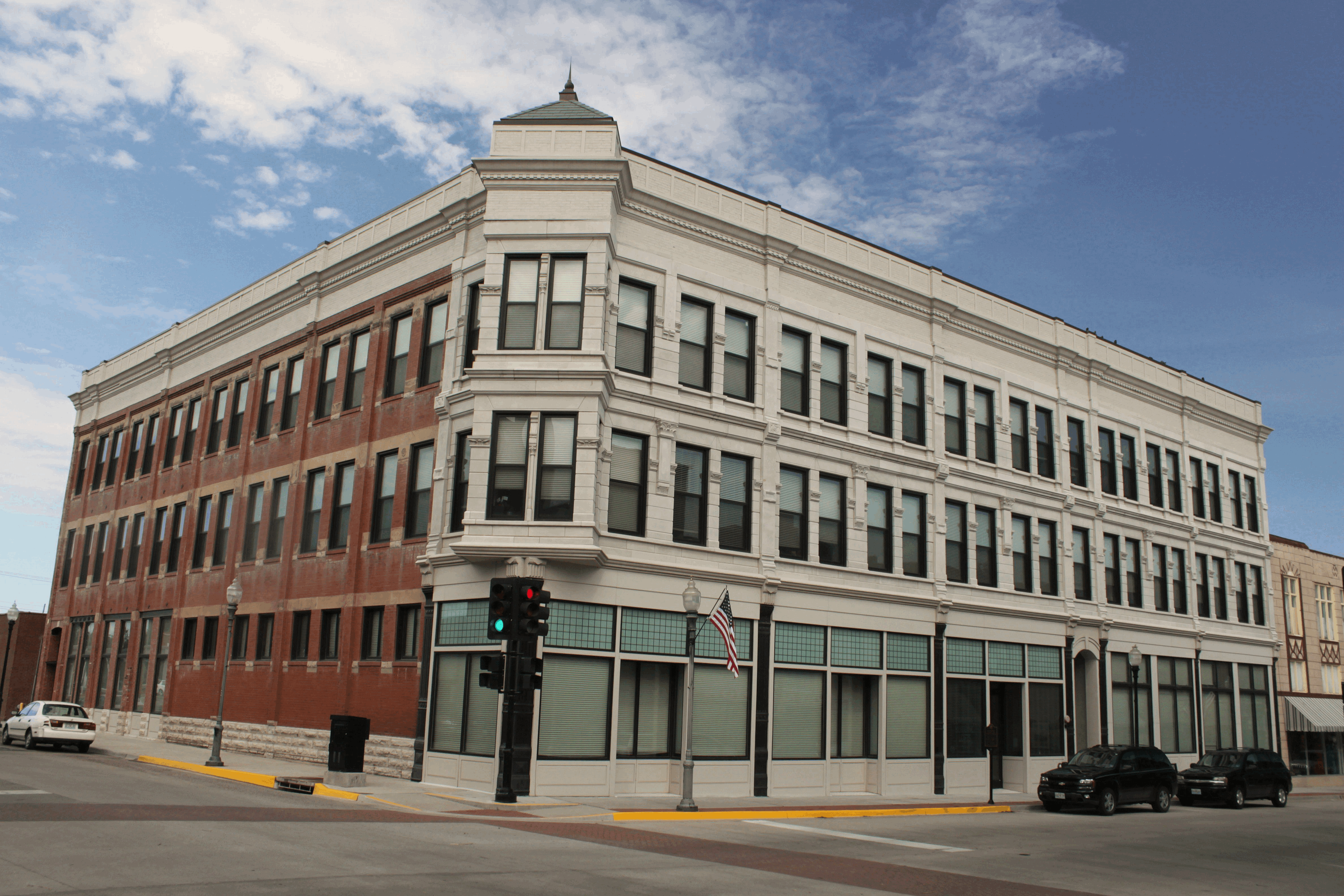 Commerce Building Lofts